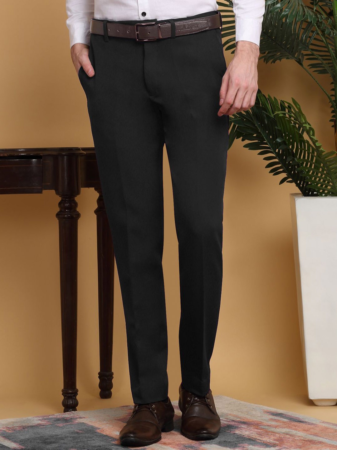 

KLOTTHE Men Slim Fit Mid-Rise Formal Trouser, Black