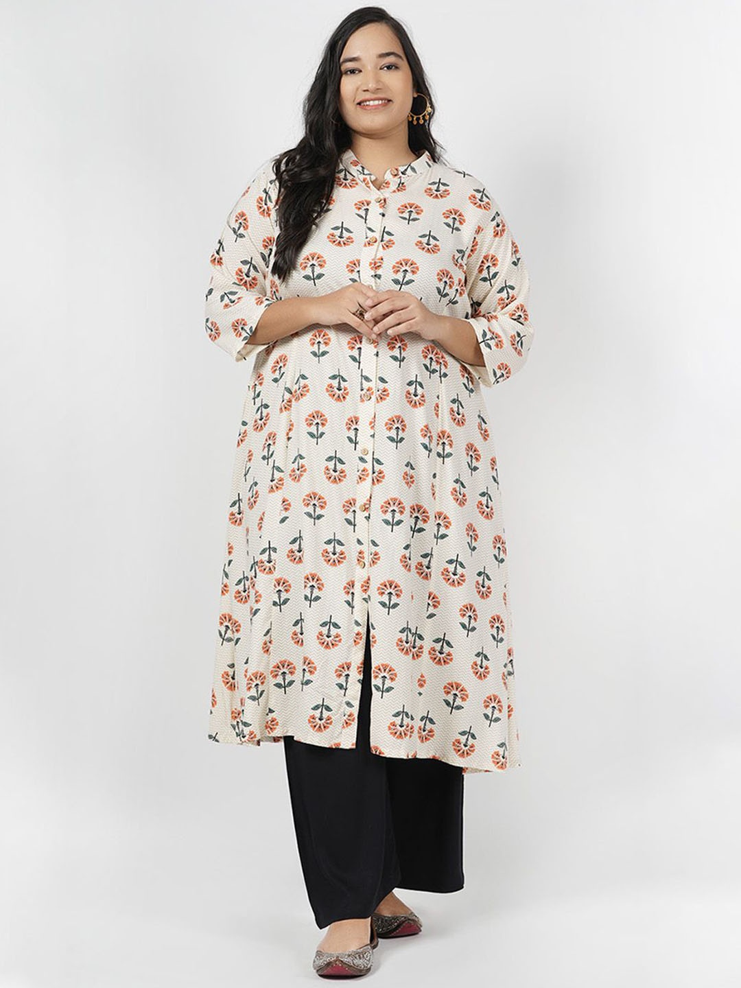 

LastInch Women Floral Printed Thread Work Kurta, Off white