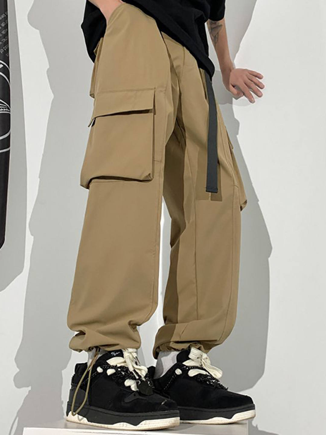 

StyleCast x Revolte Men Mid-Rise Regular Fit Cargos Trousers, Khaki