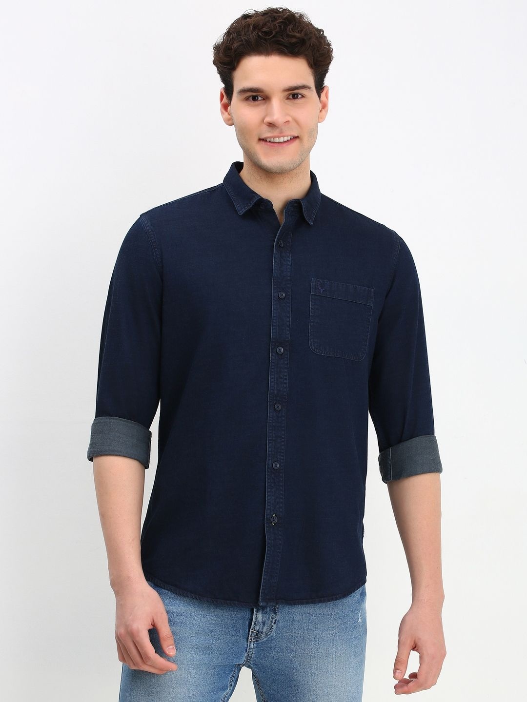 

Allen Solly Men Custom Spread Collar Solid Cotton Casual Shirt, Navy blue