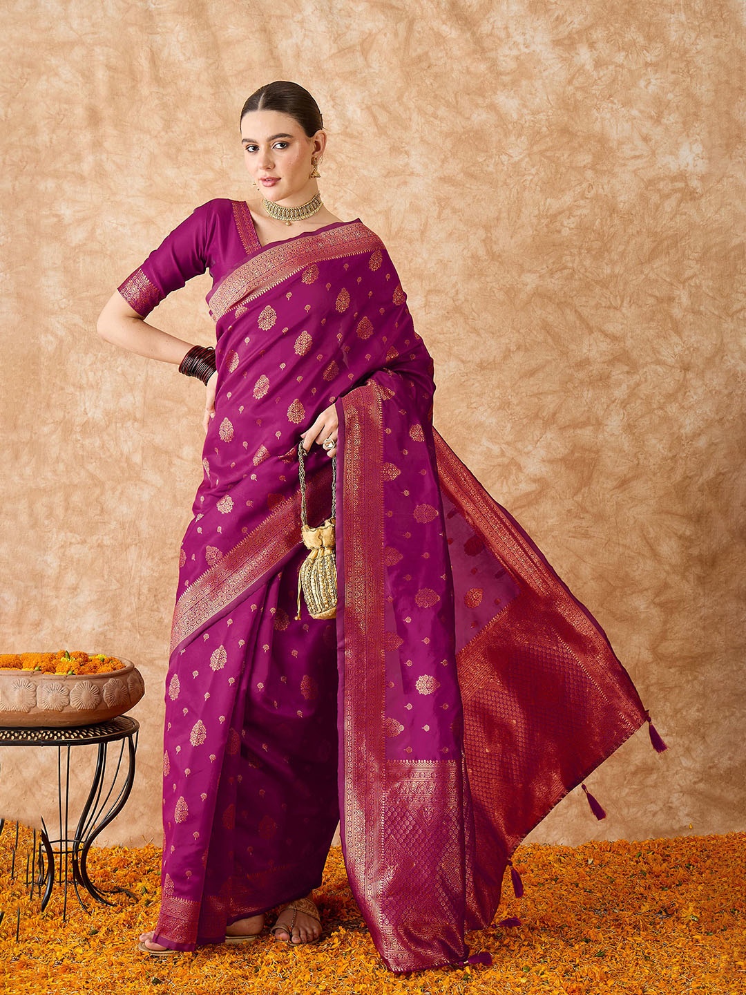 

Sangria Woven Design Banarasi Saree With Blouse Piece, Magenta