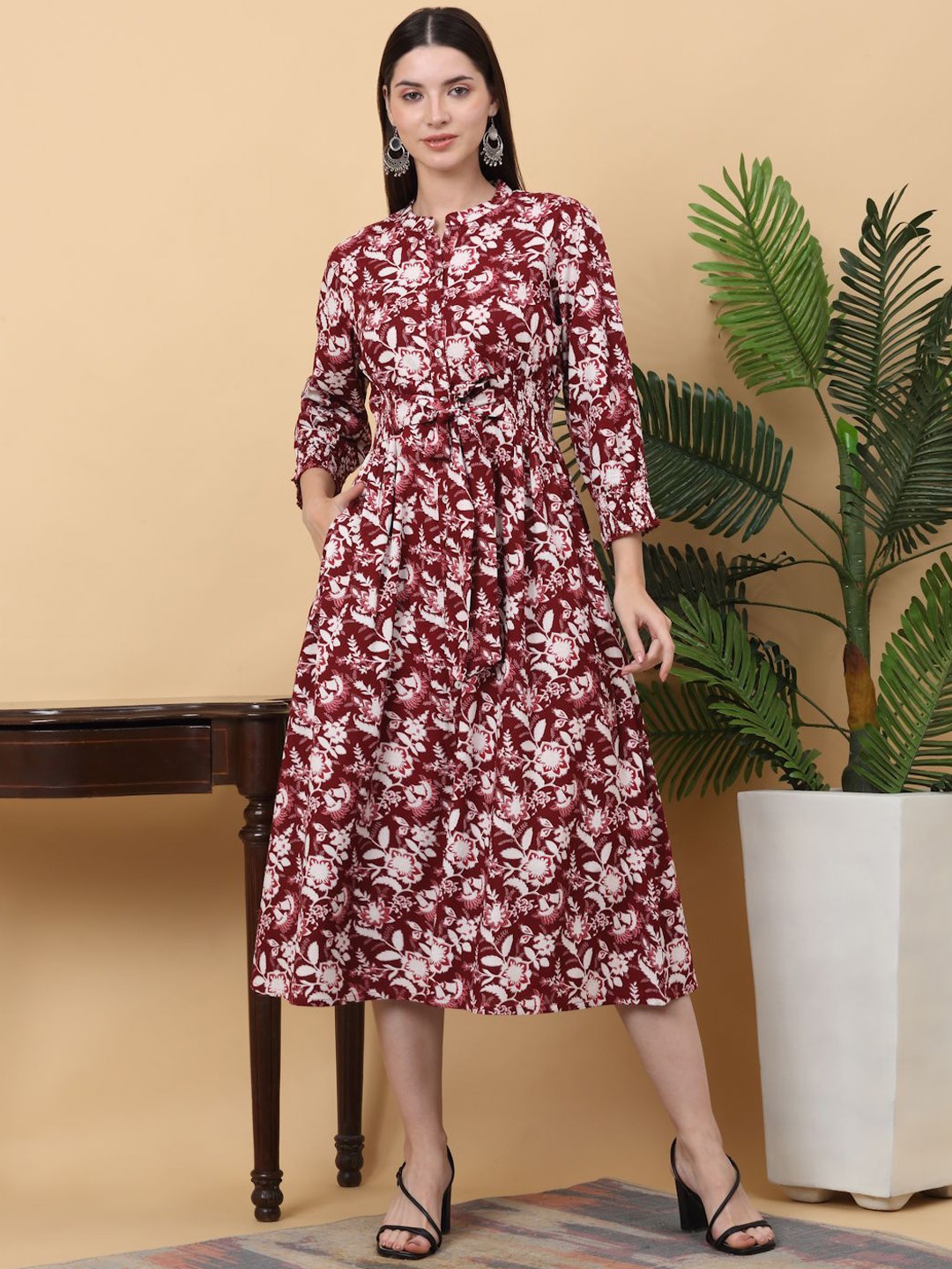 

KALINI Women Floral Printed Floral Kurta, Maroon
