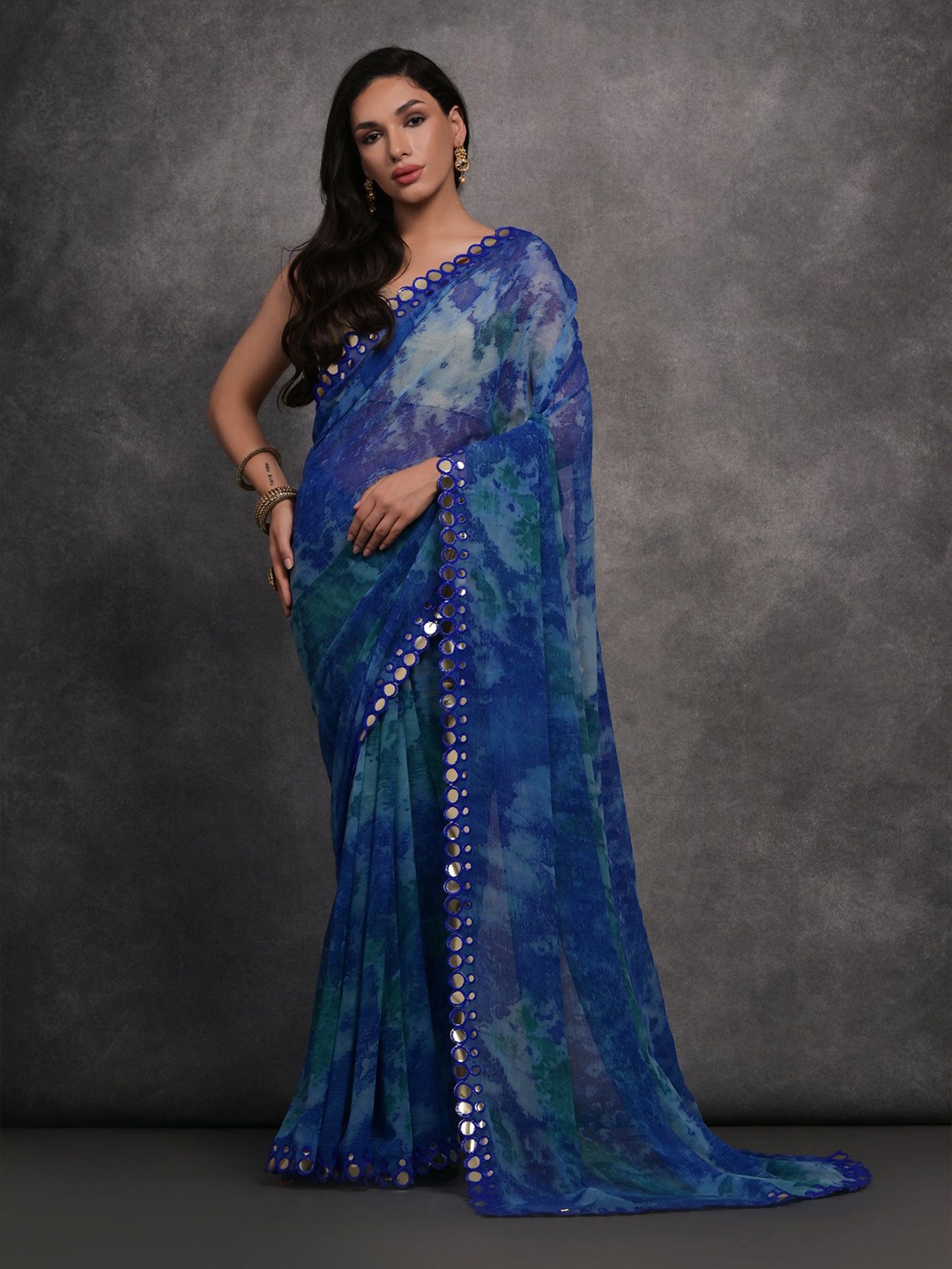 

Mitera Tie and Dye Mirror Work Saree, Blue