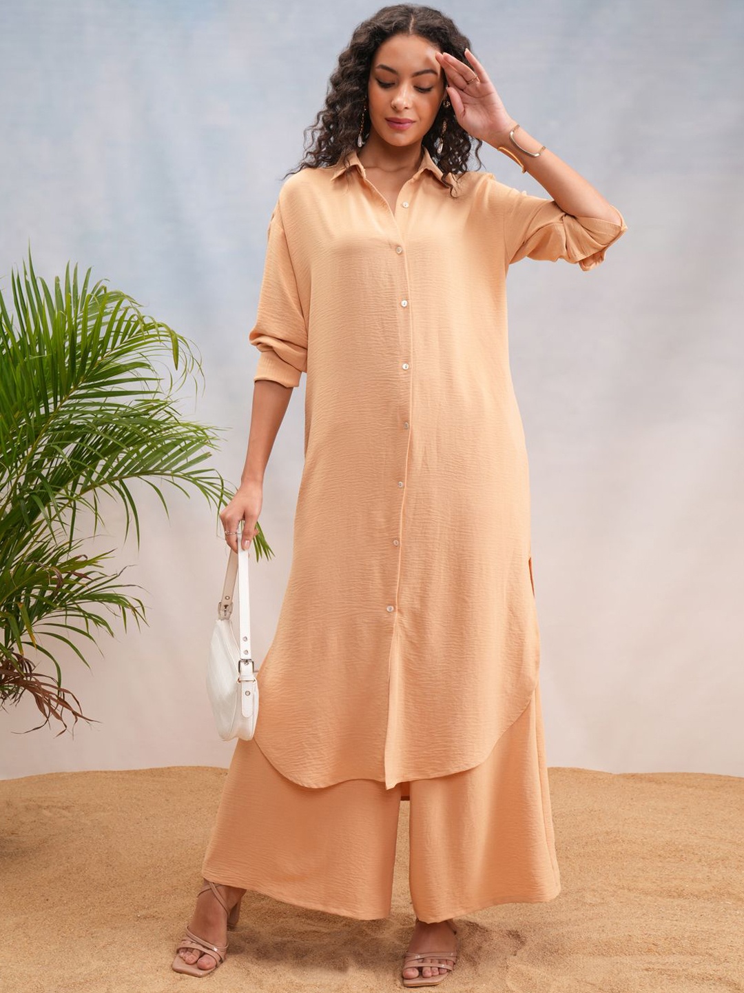 

Vishudh Shirt Collar Straight Kurta With Palazzos, Beige