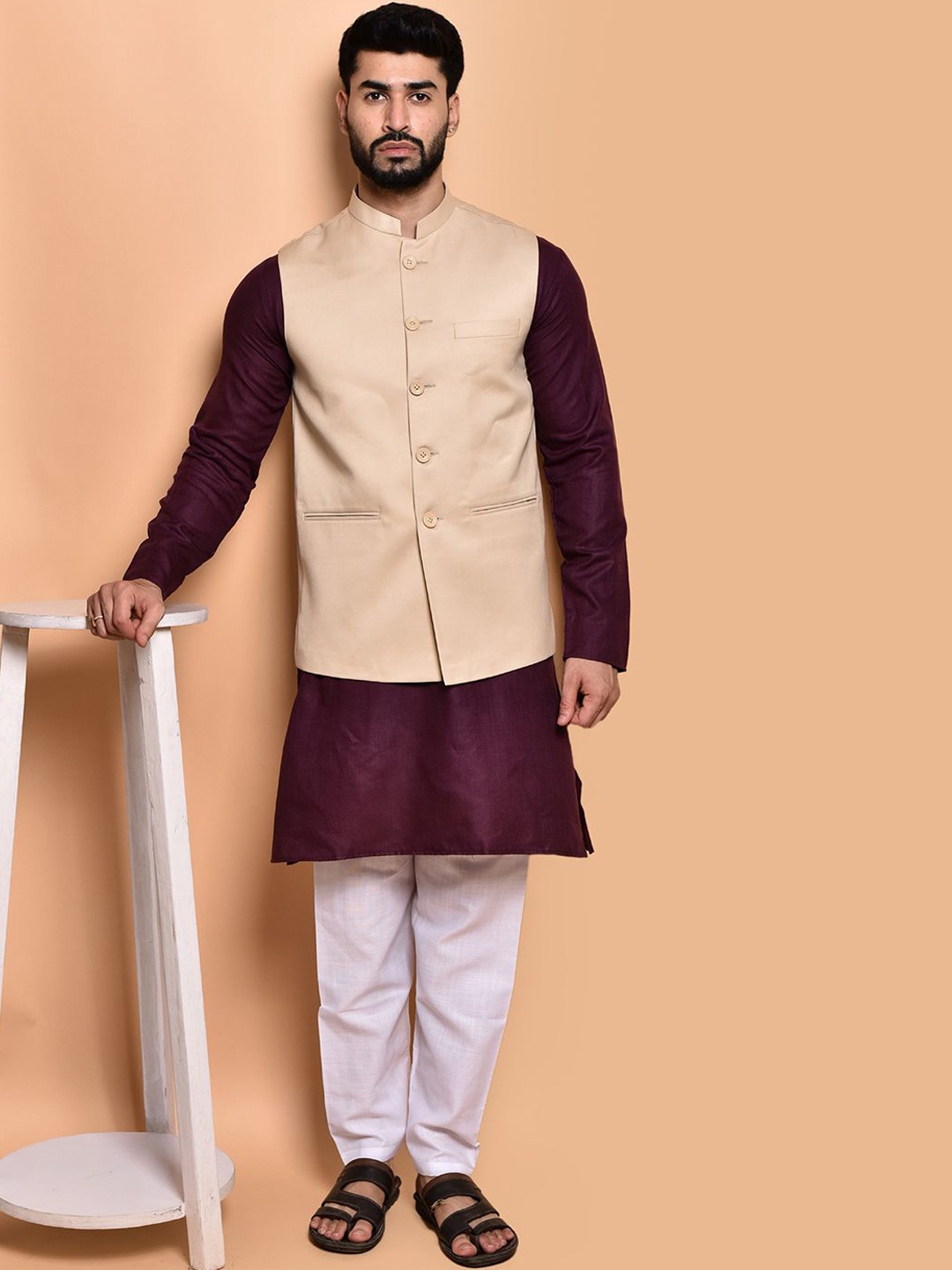 

PRINTCULTR Men Regular Pure Cotton Kurta with Trousers, Purple