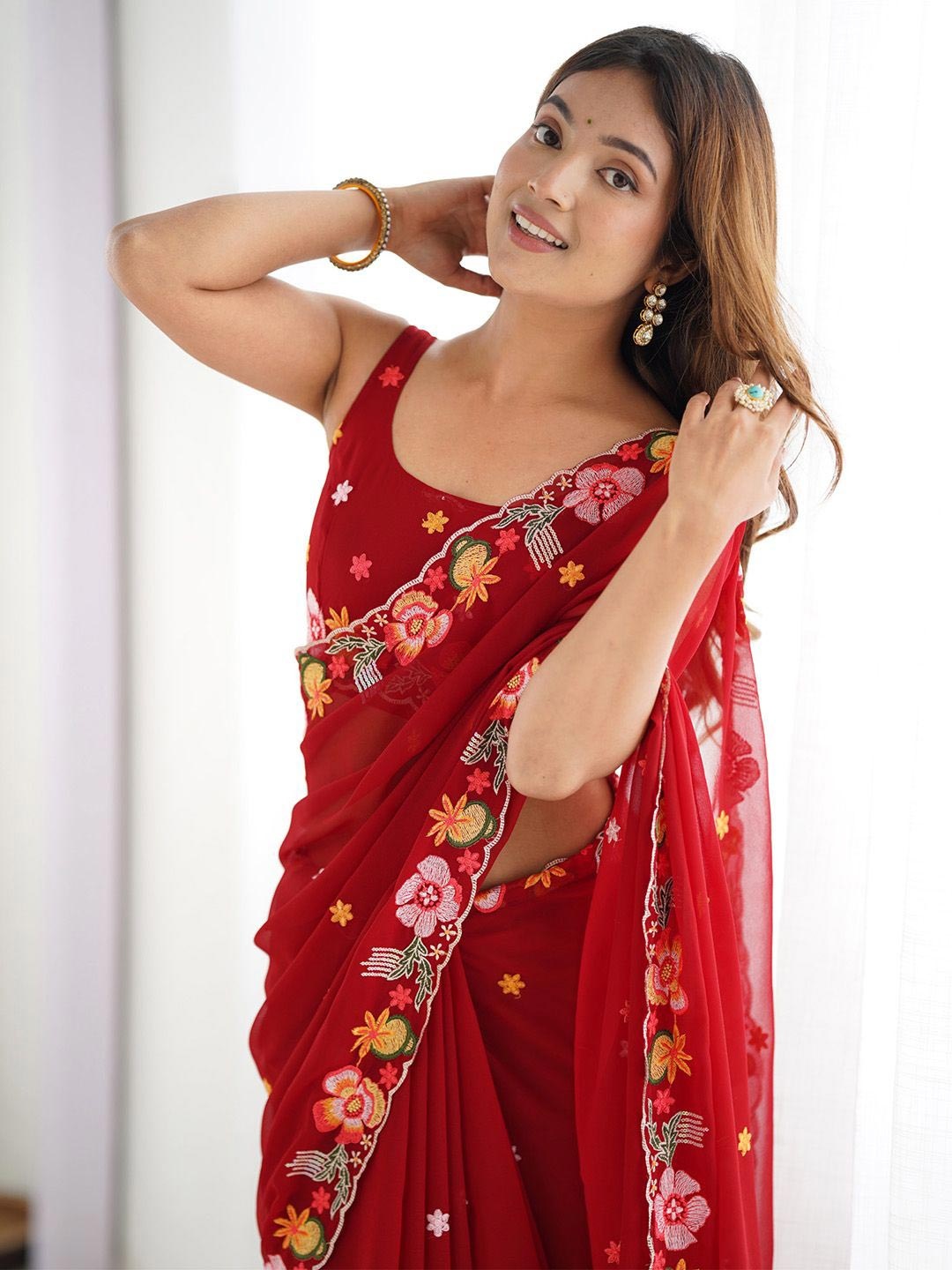 

Sangria Embroidered Saree With Blouse, Red