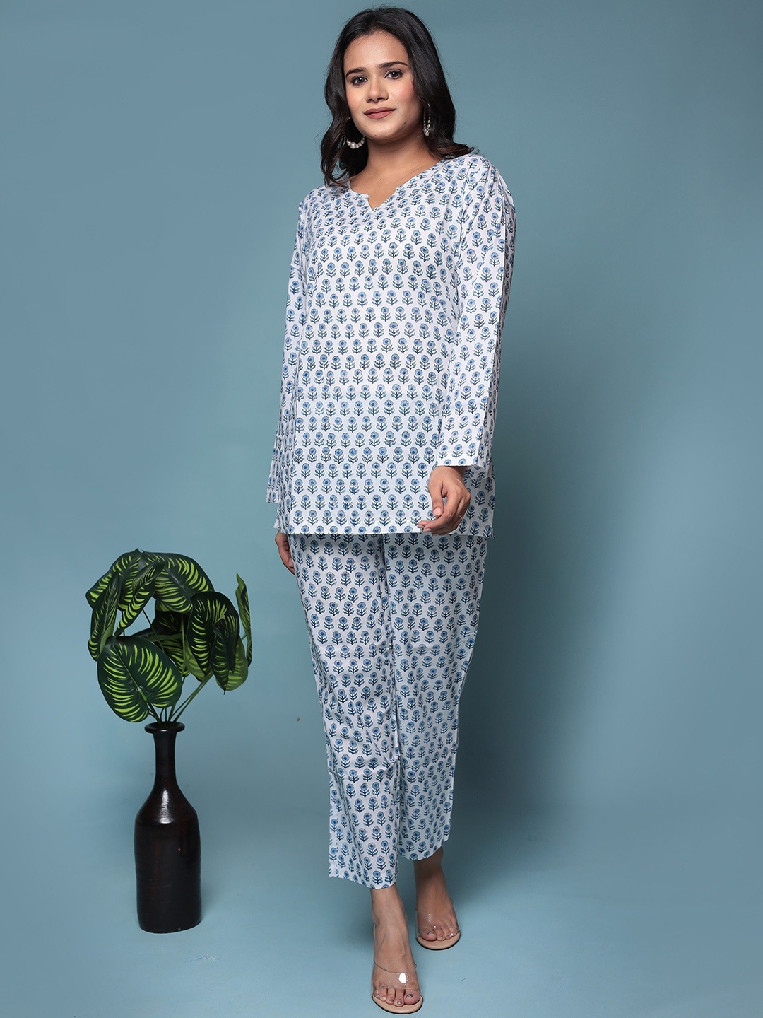 

Bohekant Women Printed Night suit, White