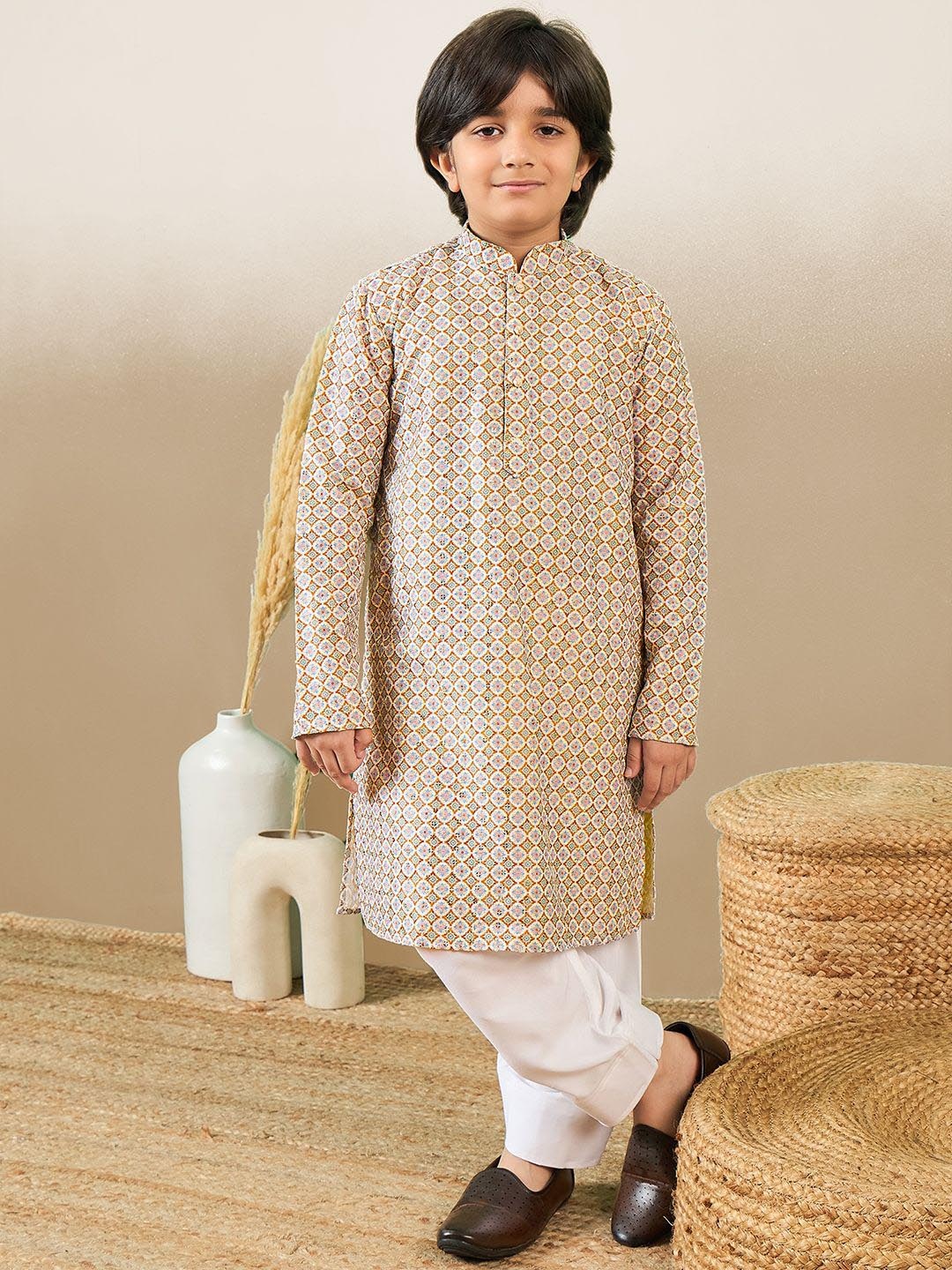 

Here&Now X Sanwara Boys Floral Printed Sequinned Straight Kurta with Patiala, Brown