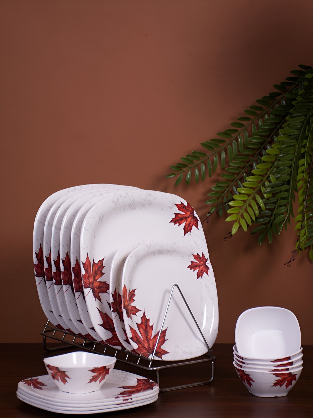 

Golden Fish White & Red 18 Pieces Floral Printed Melamine Plates With Bowls