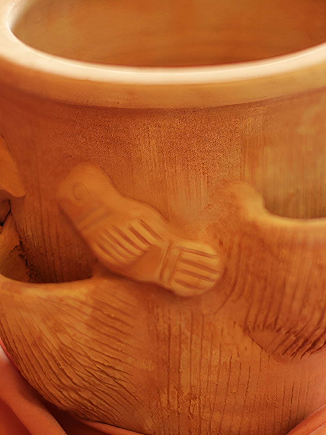 

Swadeh Brown Clay Textured Planter Pot