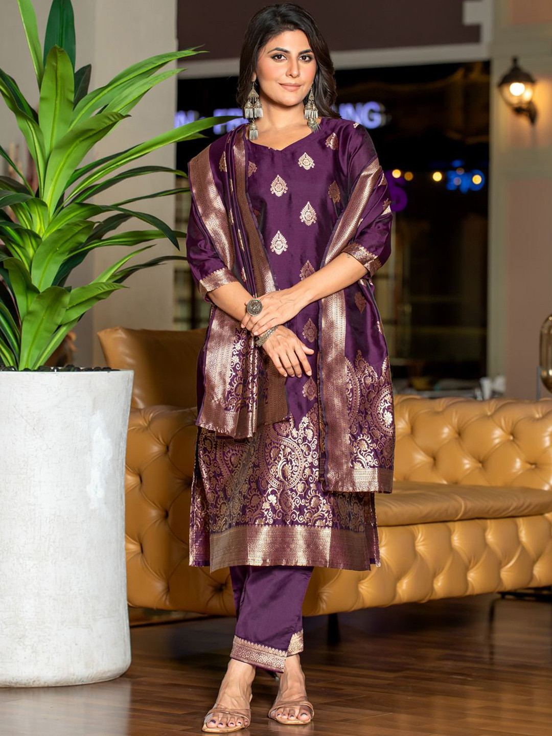 

Twika Women Ethnic Motifs Regular Kurta with Trousers & With Dupatta, Purple