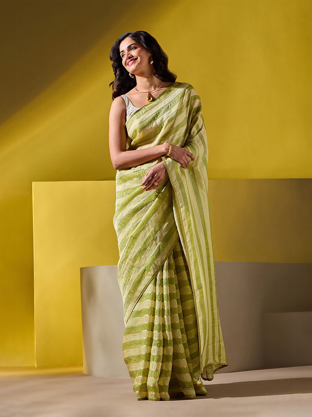 

Taneira Striped Zari Saree, Green
