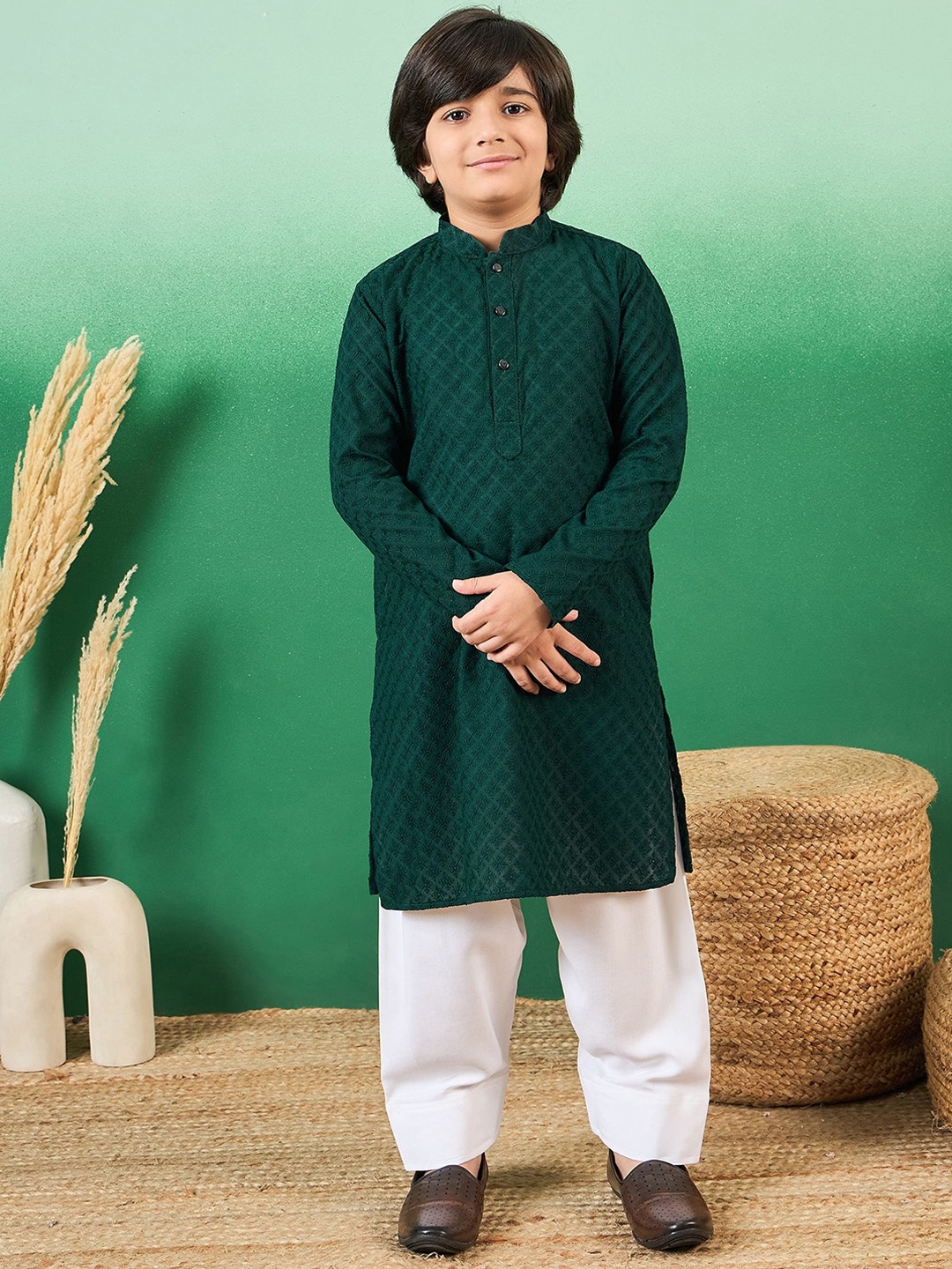 

Sangria Boys Chikankari Embroidered Cotton Kuta With Patiala, Green