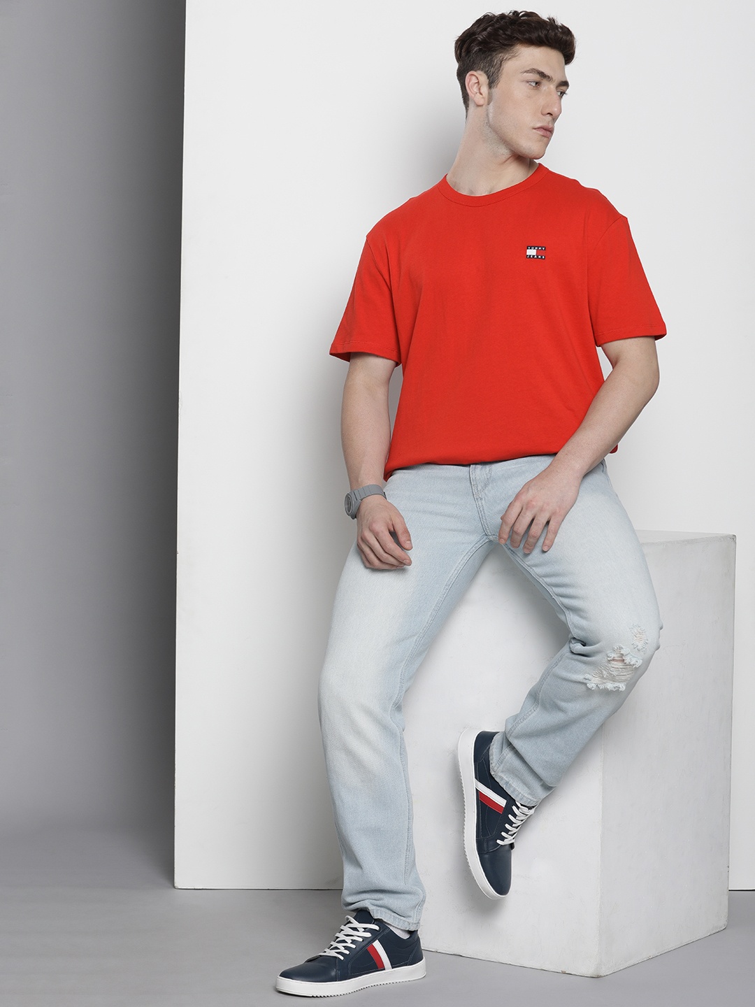 

Tommy Hilfiger Regular Fit Solid Round Neck Pure Cotton T-shirt, Red