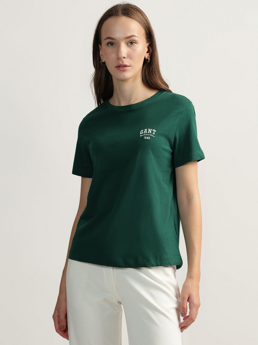 

GANT Women Typography Monochrome Organic Cotton Applique T-shirt, Green