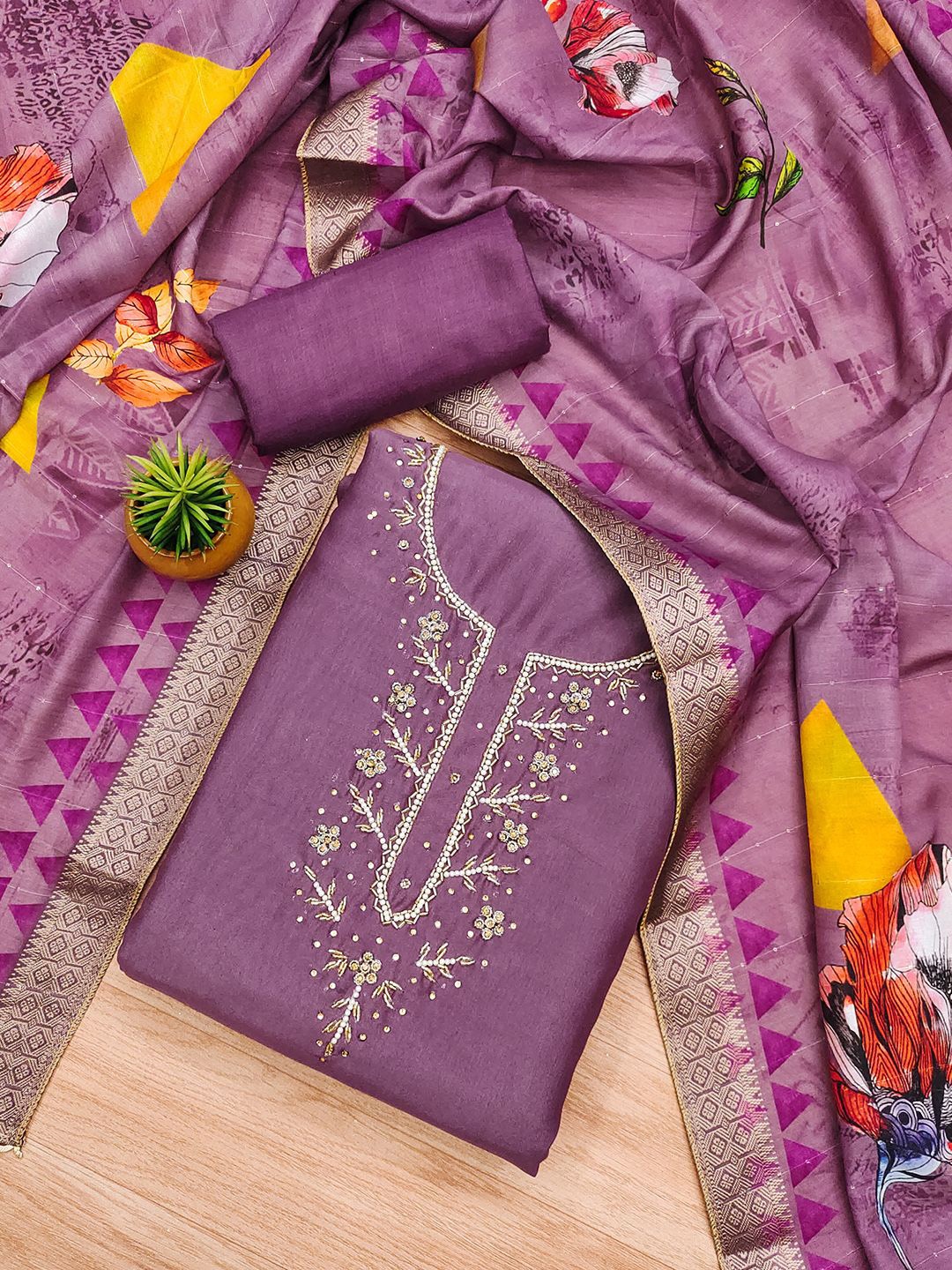 

Lilots Unstitched Dress Material, Lavender