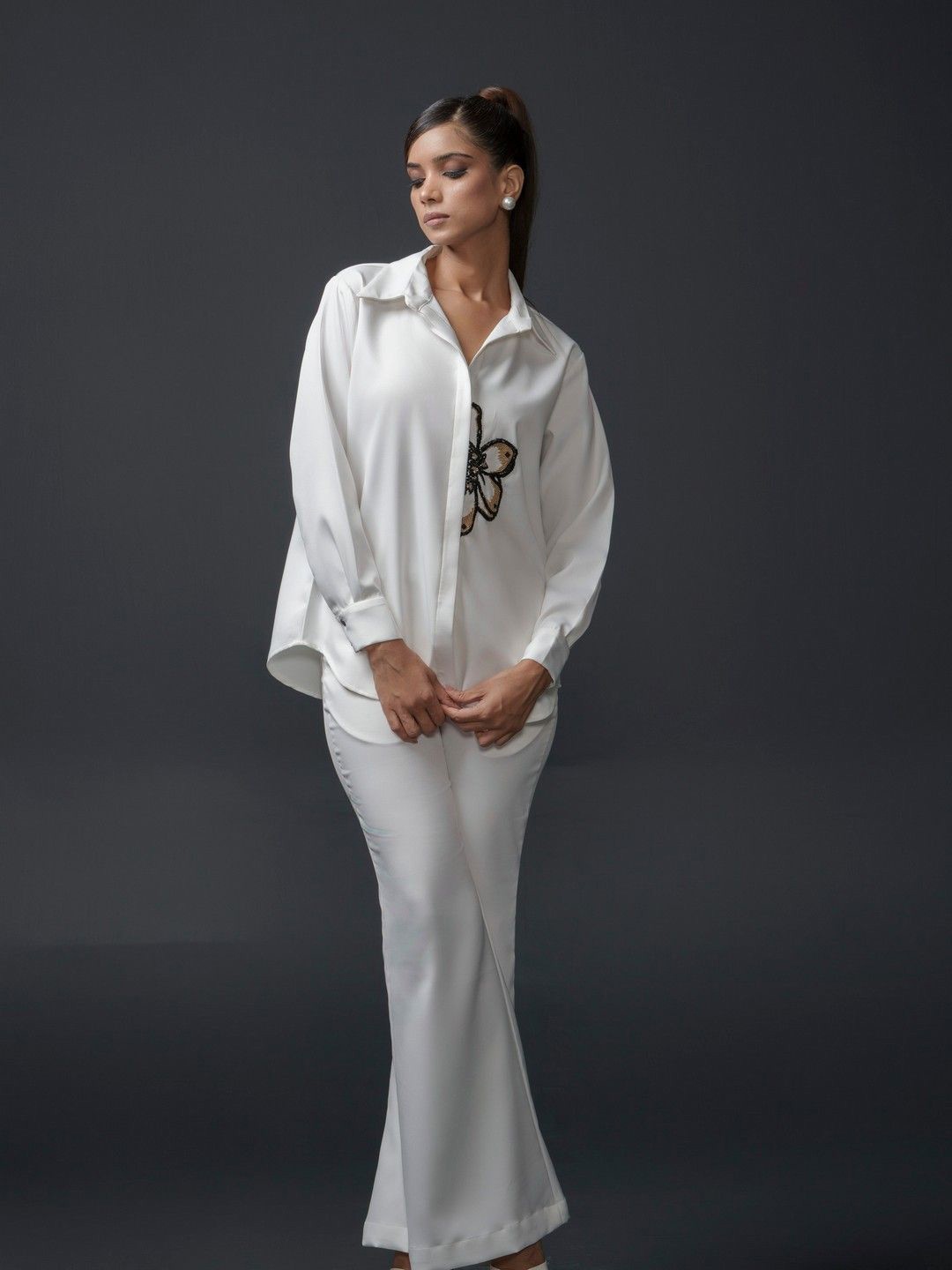 

KINA Women Custom Spread Collar Solid Party Shirt, White