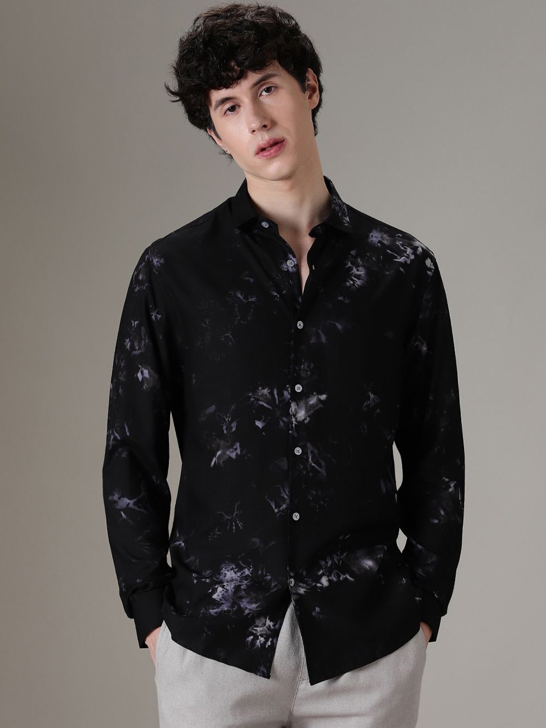 

Banana Club Men Classic Slim Fit Opaque Printed Casual Shirt, Black