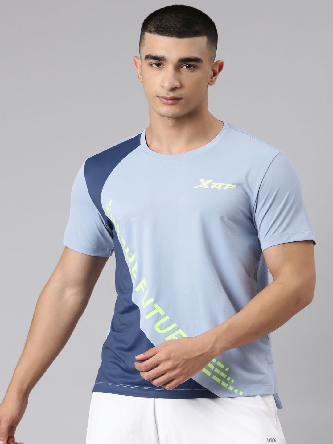 

Xtep Men Colourblocked Round Neck T-shirt, Blue