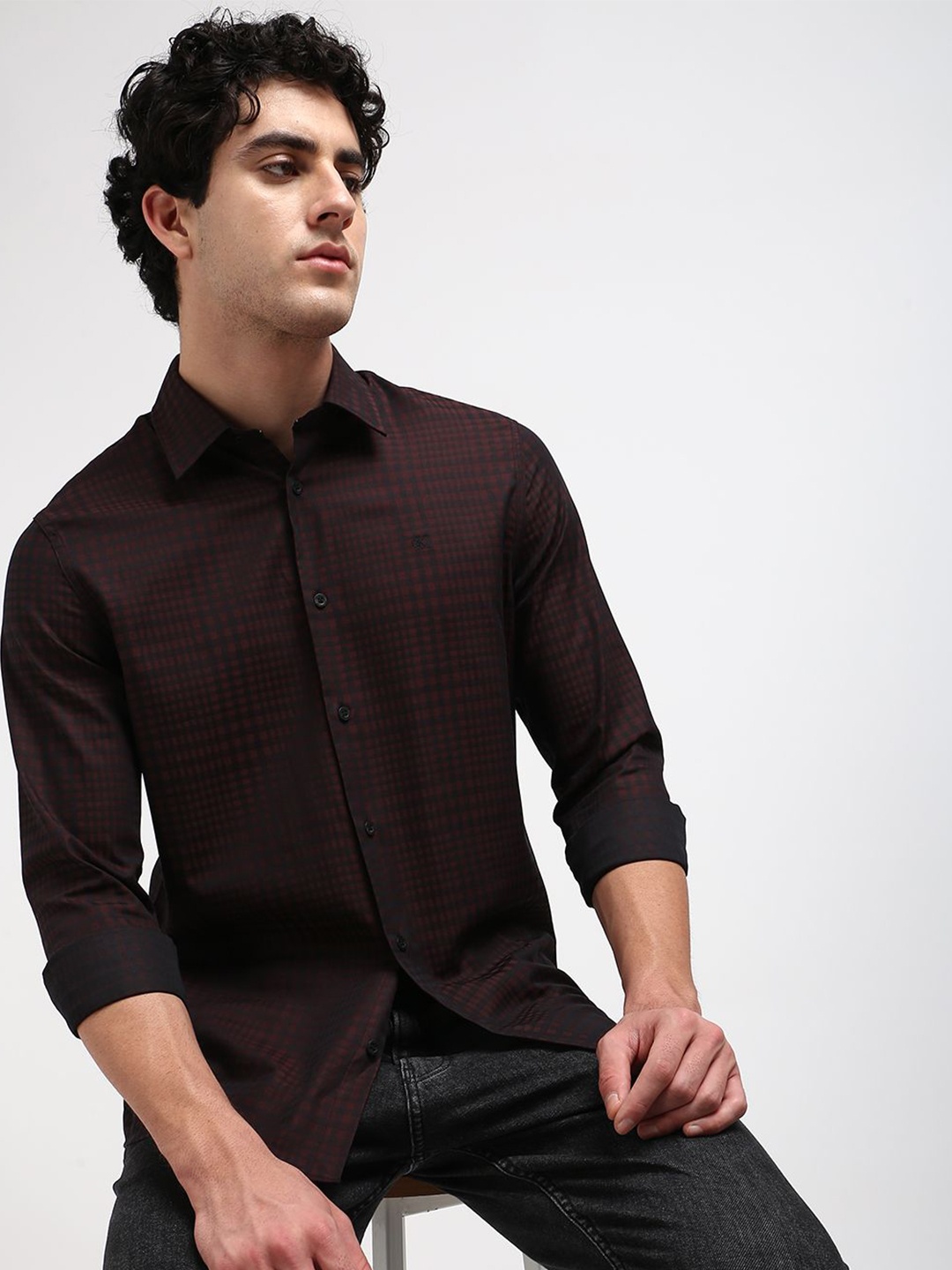 

Calvin Klein Jeans Men Spread Collar Micro Checked Cotton Casual Shirt, Maroon