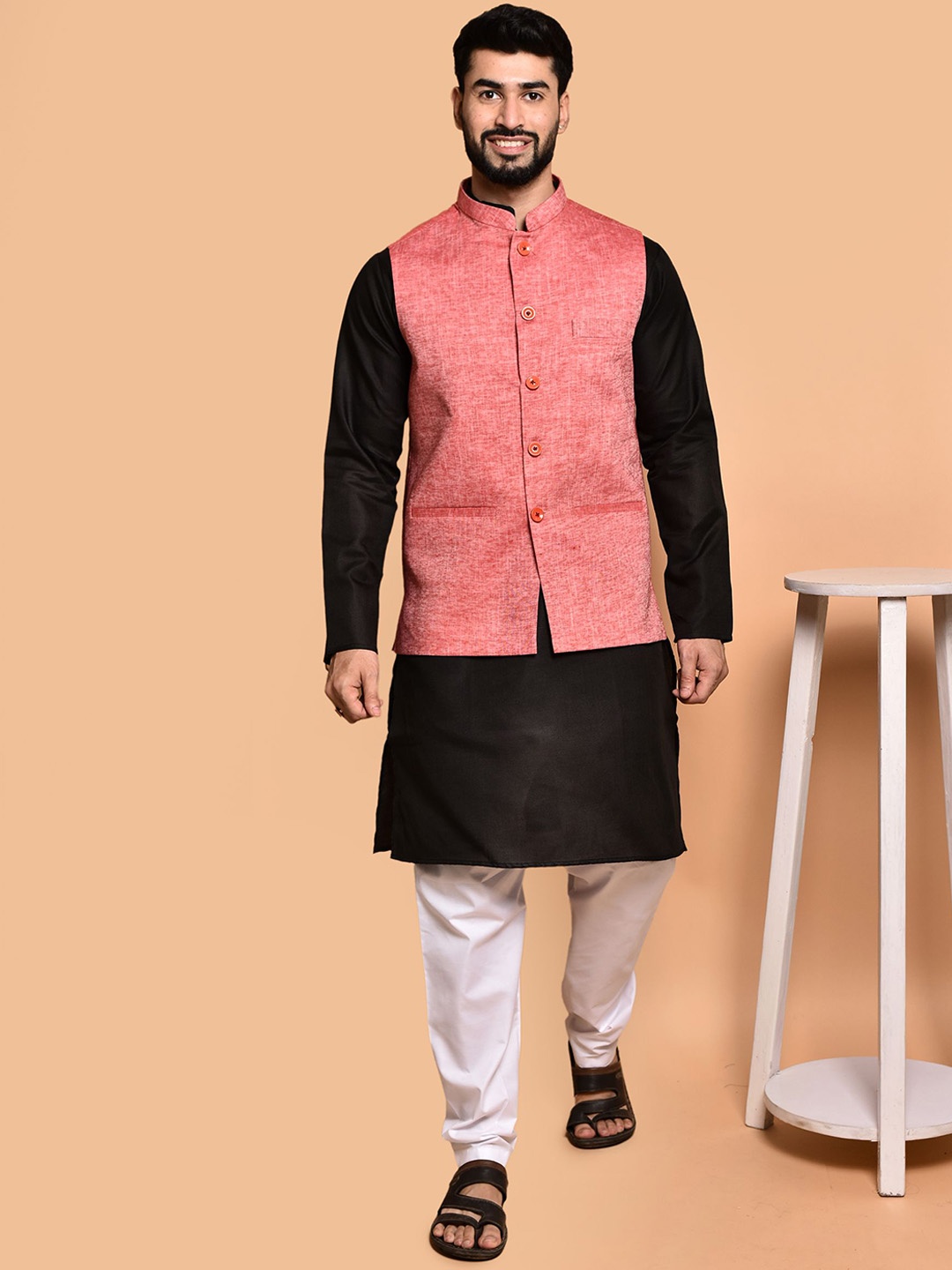 

PRINTCULTR Men Regular Pure Cotton Kurta with Trousers, Black