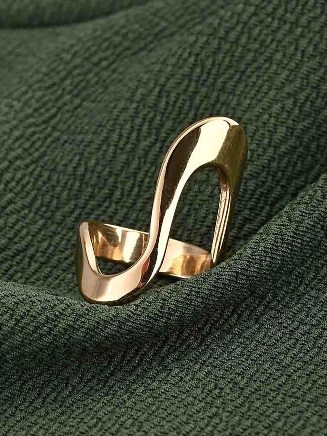 

PALMONAS Gold Plated Stainless Steel Curved Finger Ring