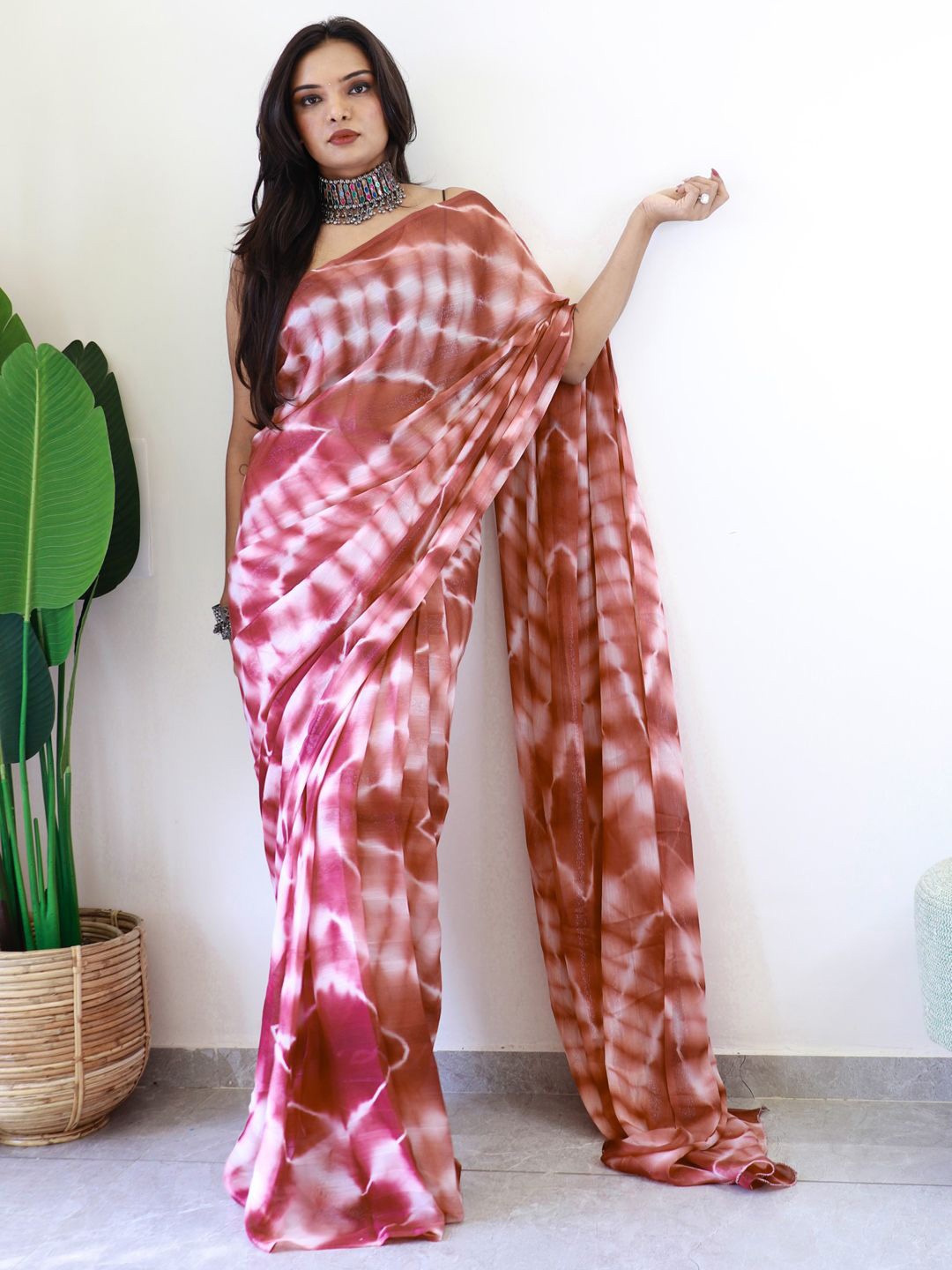 

Mitera Tie and Dye Ready to Wear Saree, Brown