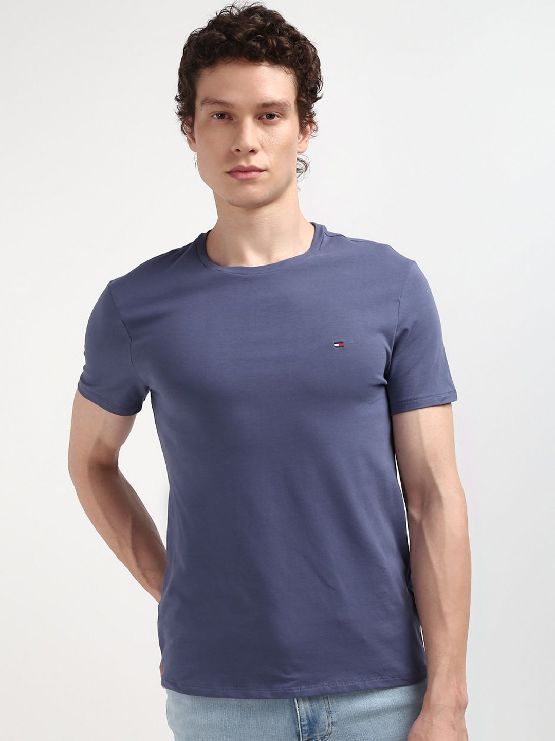 

Tommy Hilfiger Men Solid Round Neck T-shirt, Blue