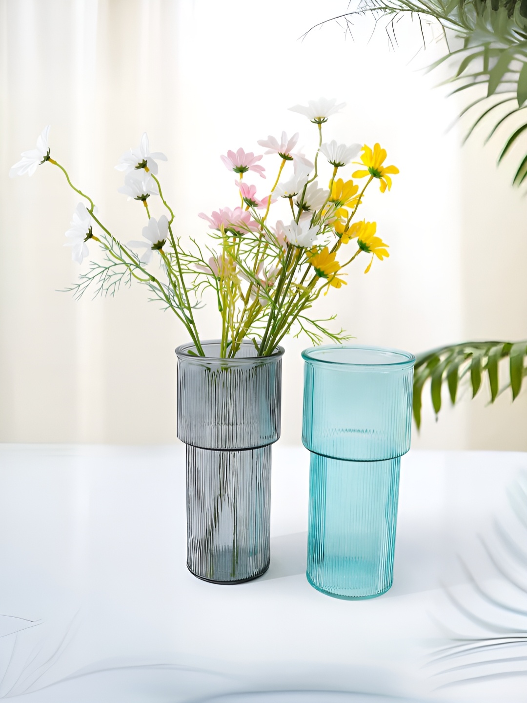 

The Better Home Blue & Grey 2 Pieces Glass Vases