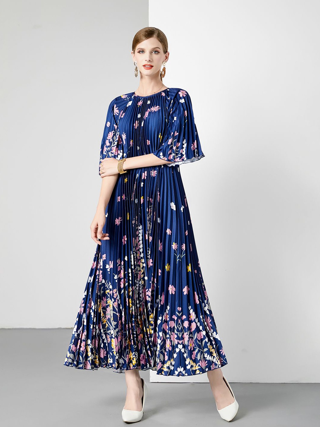 

JC Collection Women Floral Printed Flared Sleeves Maxi Dress, Blue