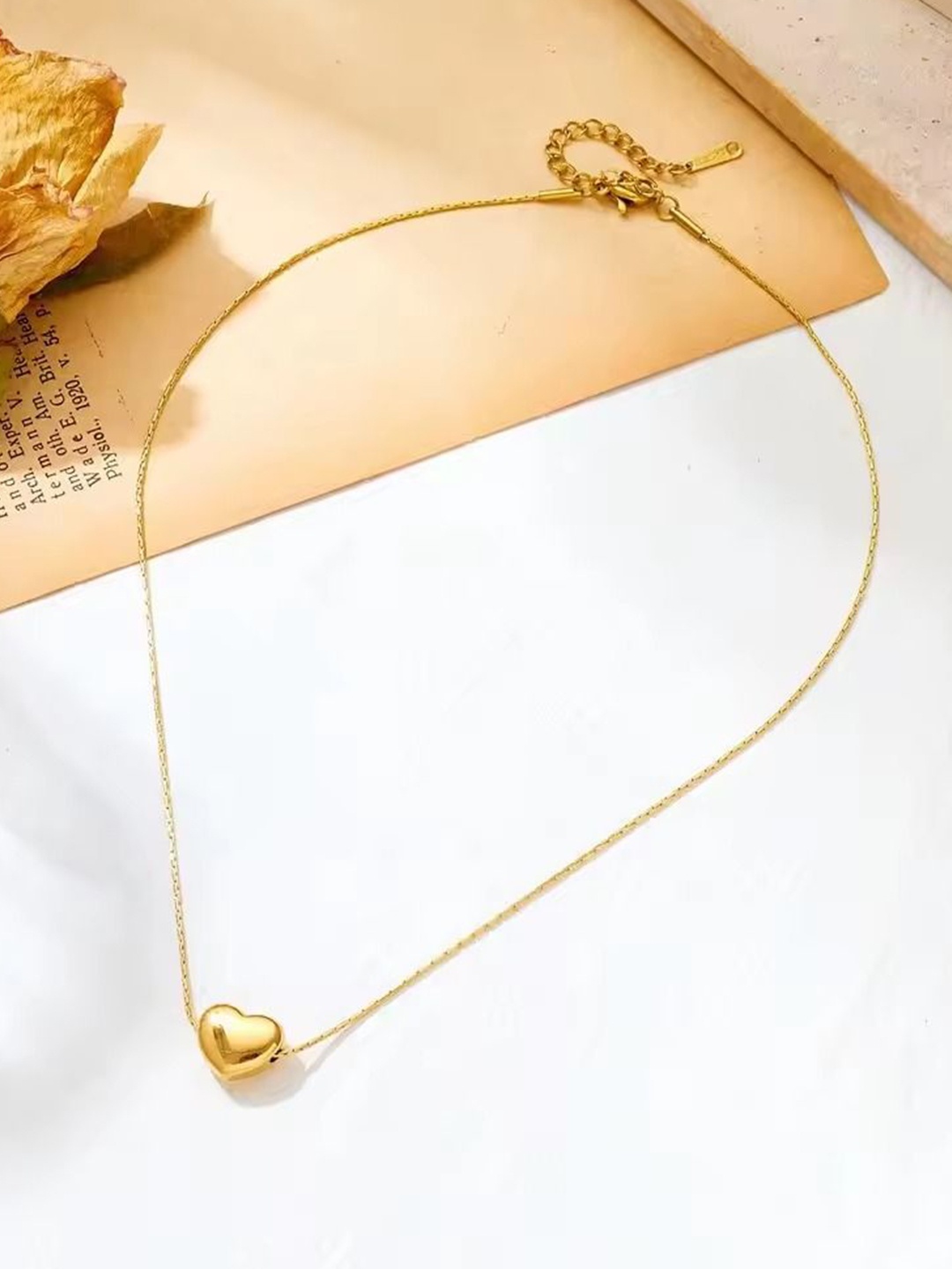 

DIVASTRI Gold-Plated Anti-Tarnish Pendant Necklace