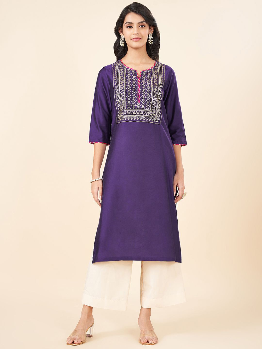 

RANGMANCH BY PANTALOONS Floral Embroidered Sequinned Straight Kurta, Purple