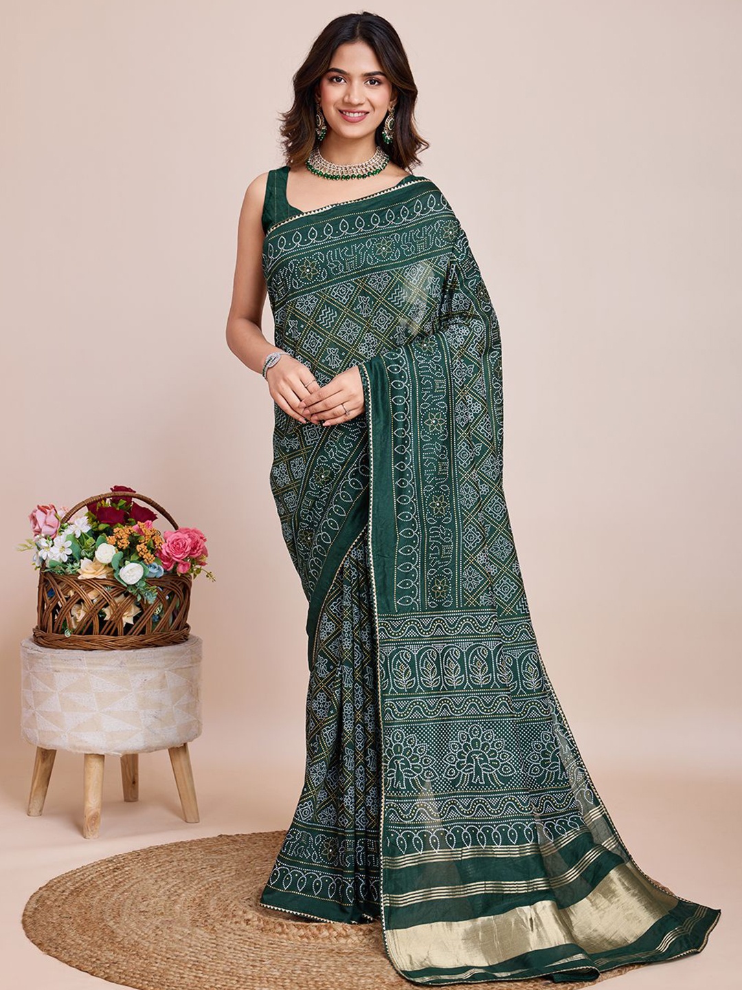 

bansari textiles Bandhani Zari Silk Cotton Bandhani Saree, Green