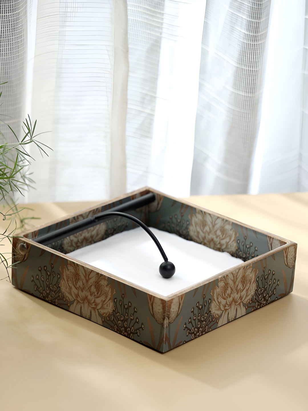 

DULI Grey & White Floral Printed Wooden Tissue Holder