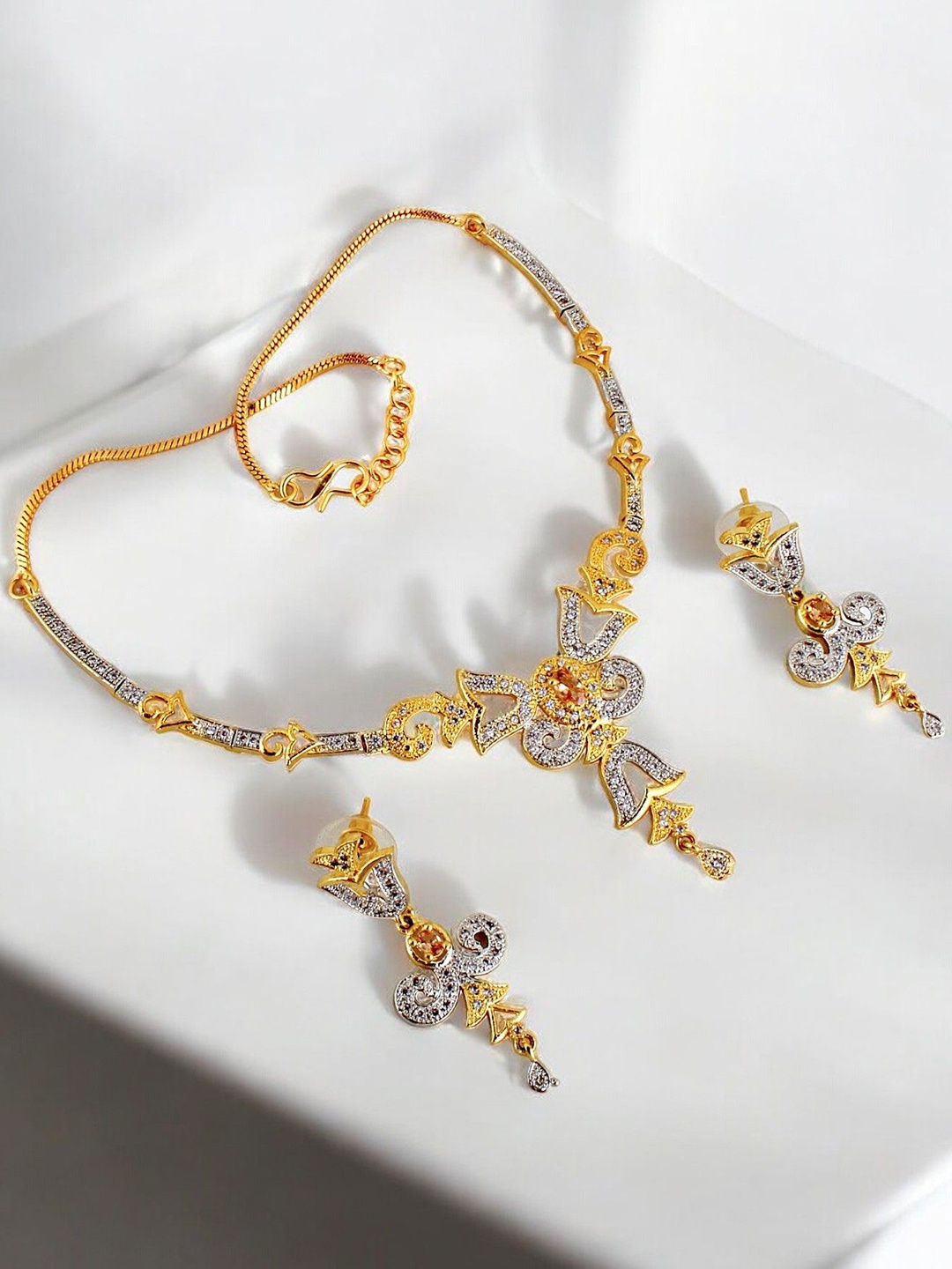 

LUCKY JEWELLERY 18K Gold-Plated American Diamond Jewellery Set