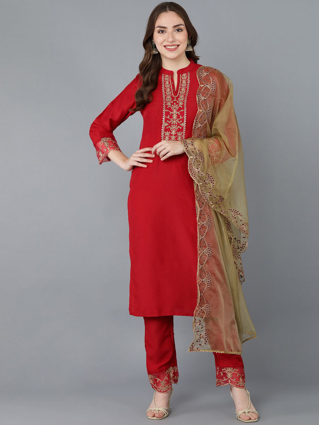 

AHIKA Women Floral Embroidered Regular Gotta Patti Kurta with Trousers & With Dupatta, Red