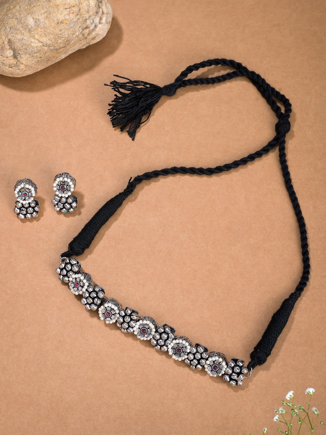 

Designbox Ghungroo Charm Jewellery Set, Silver