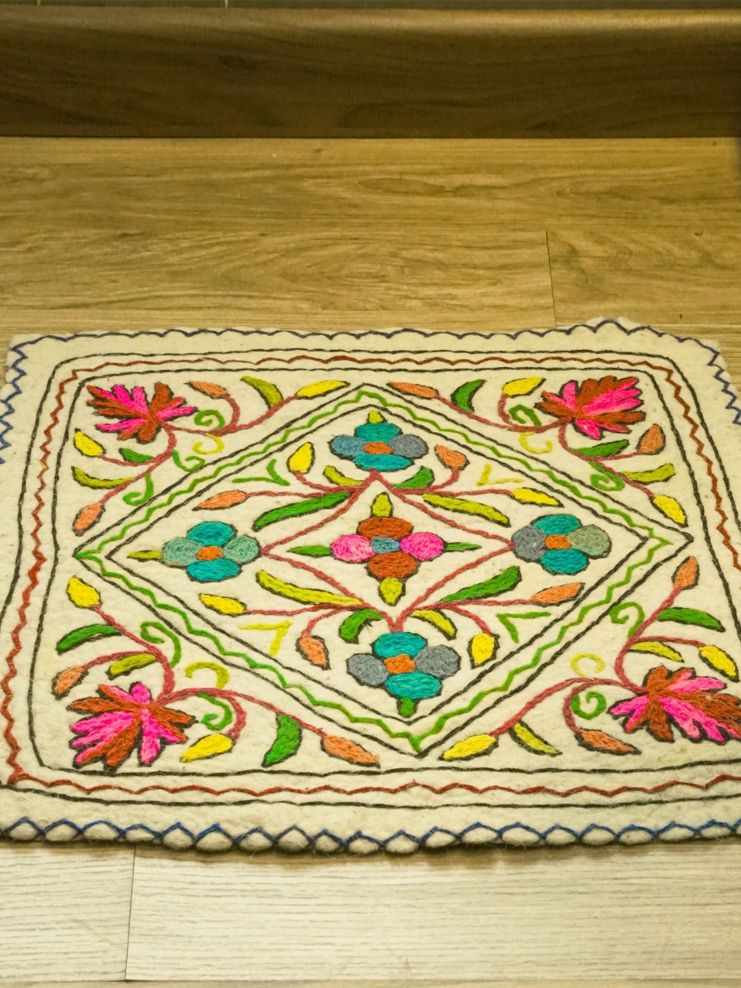 

Swadeh White & Green Ethnic Motifs Woollen Carpet
