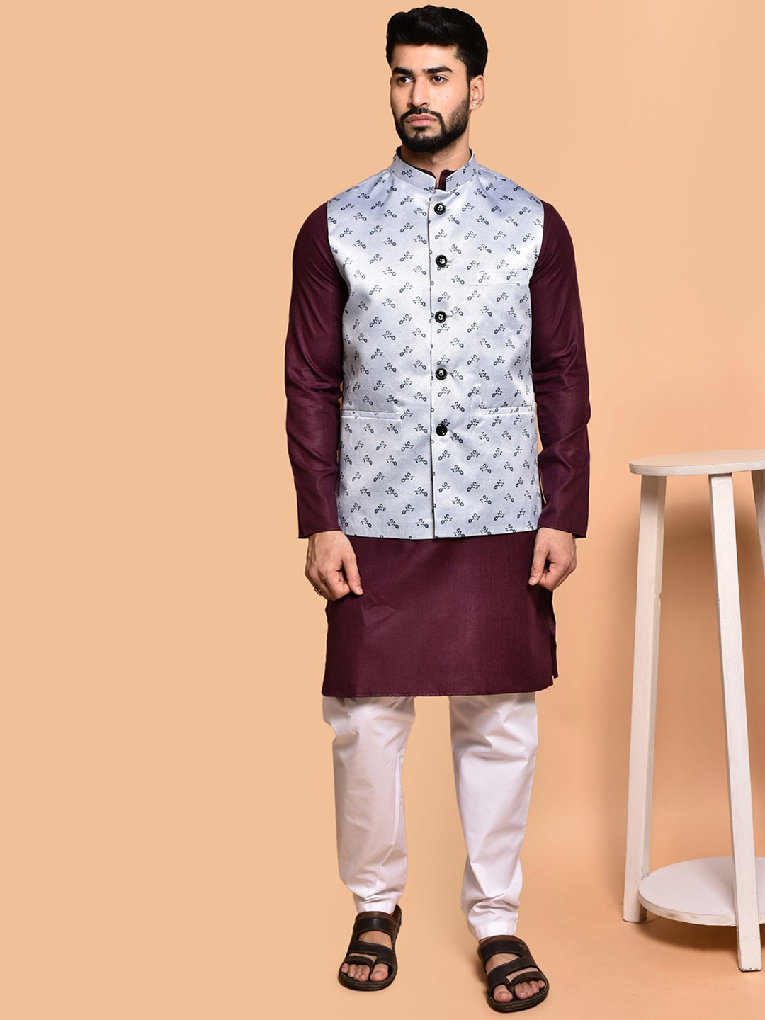 

PRINTCULTR Men Regular Pure Cotton Kurta with Trousers, Purple