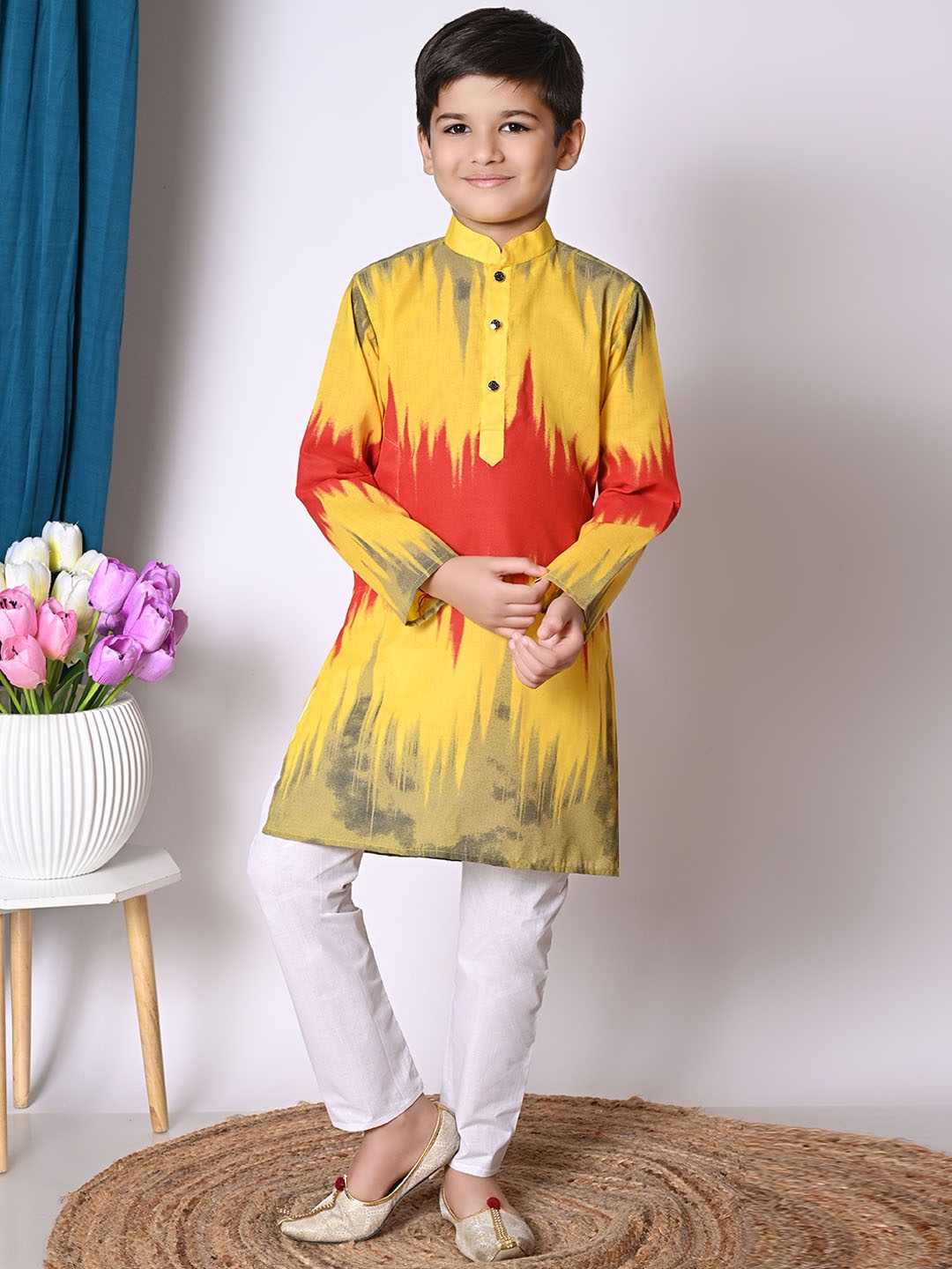 

BAESD Boys Printed Regular Kurta with Pyjamas, Yellow