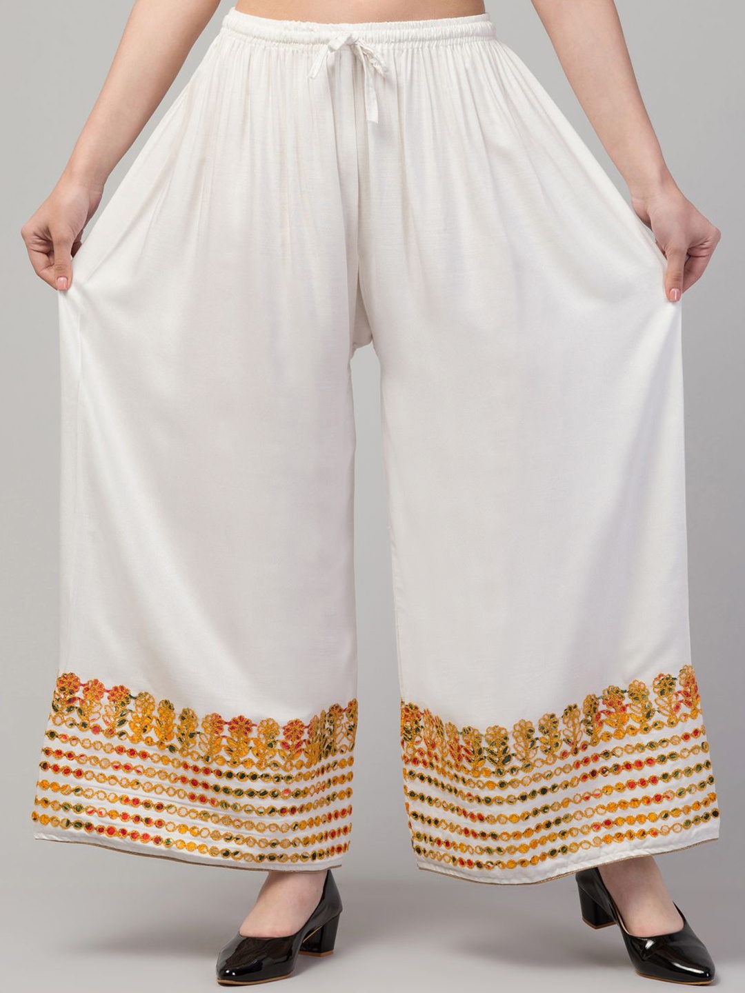 

FAMBEE Women Floral Embroidered Flared Knitted Palazzos, White