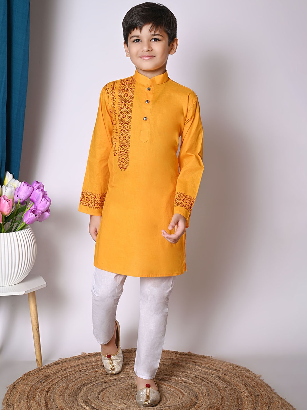 

NFC CREATION Boys Ethnic Motifs Printed Regular Pure Cotton Kurta with Pyjamas, Yellow