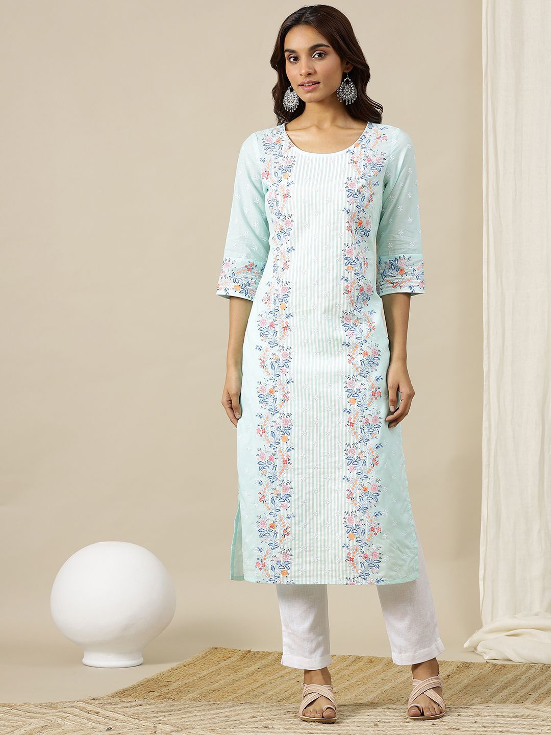 

AURELIA Women Floral Printed Kurta, Green