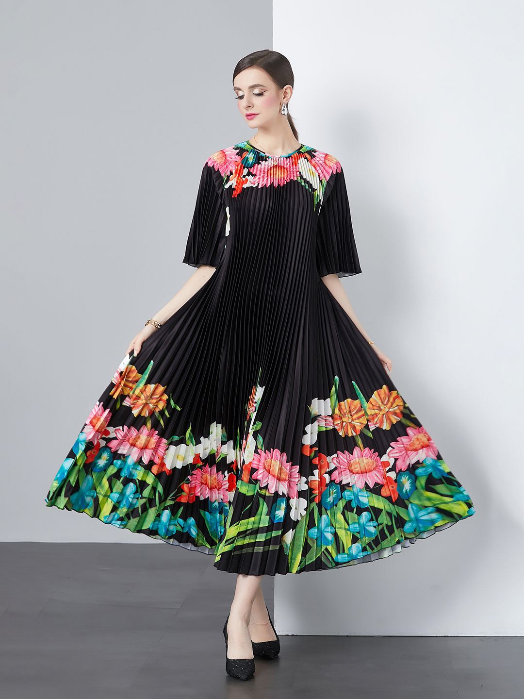 

JC Collection Women Floral Printed Maxi Dress, Black