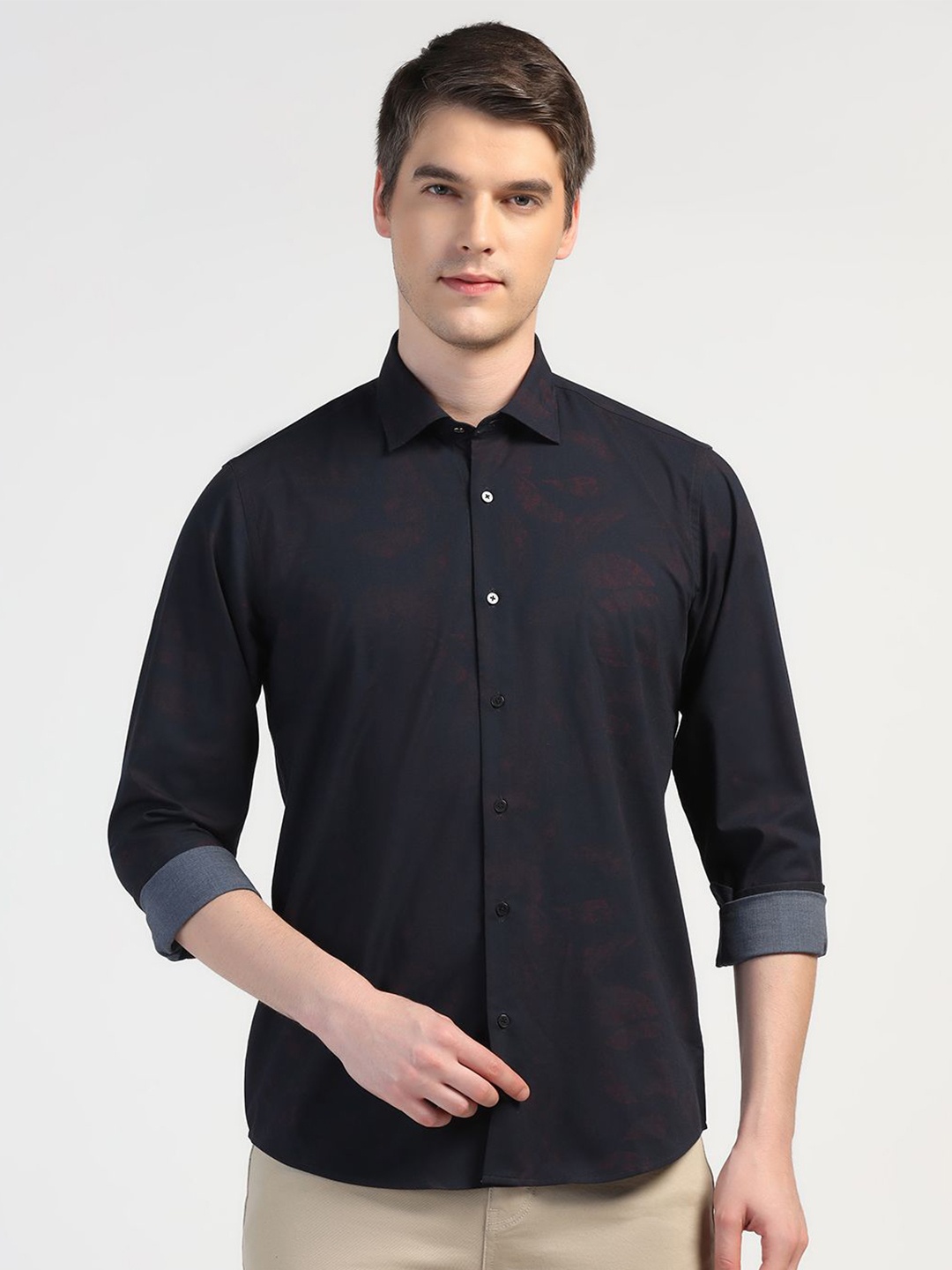 

Blackberrys Men Slim Fit Opaque Casual Shirt, Rust