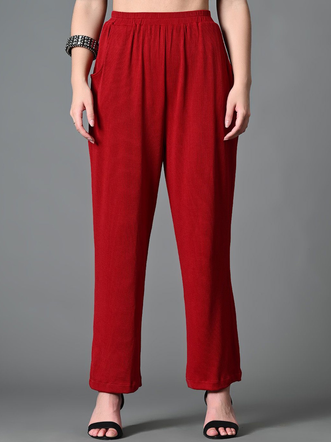 

The Roadster Lifestyle Co High-Rise Wide Leg Trousers, Maroon
