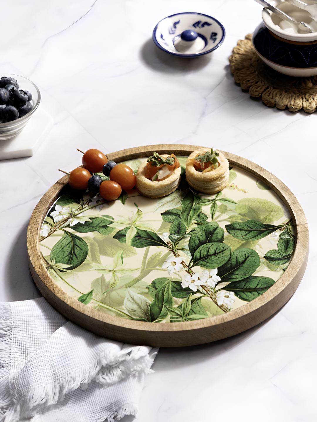 

DULI Green & White Floral Printed Wooden Serving Tray