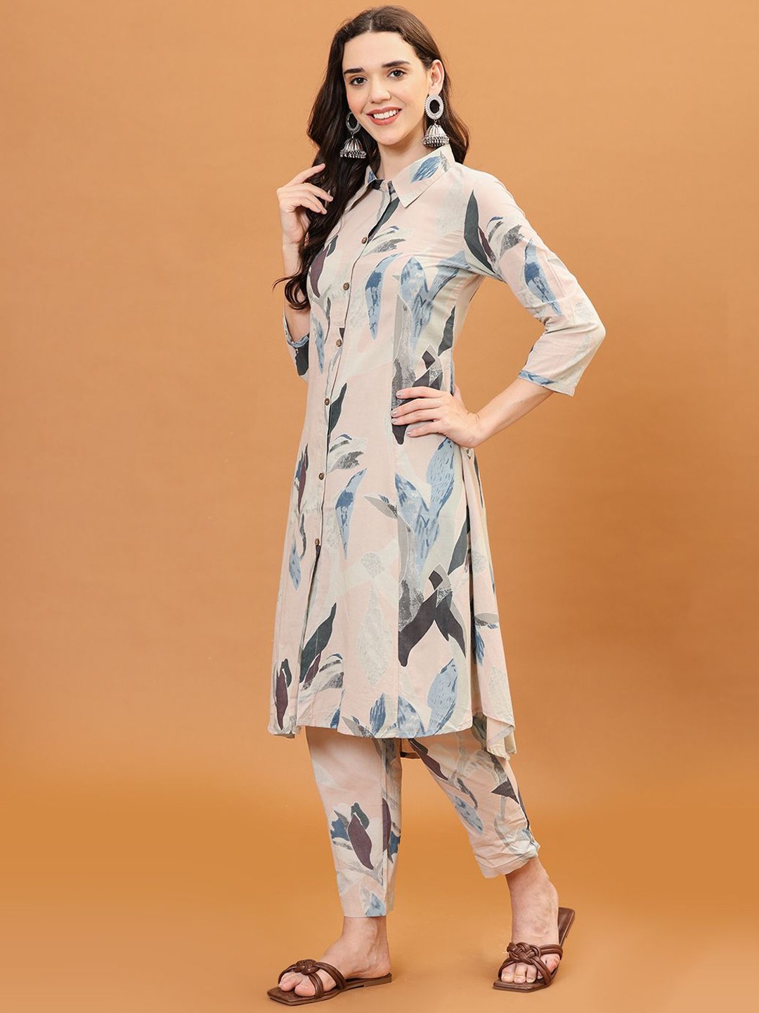 

Meena Bazaar Floral Printed Shirt Collar A-Line Kurta with Trousers, Beige
