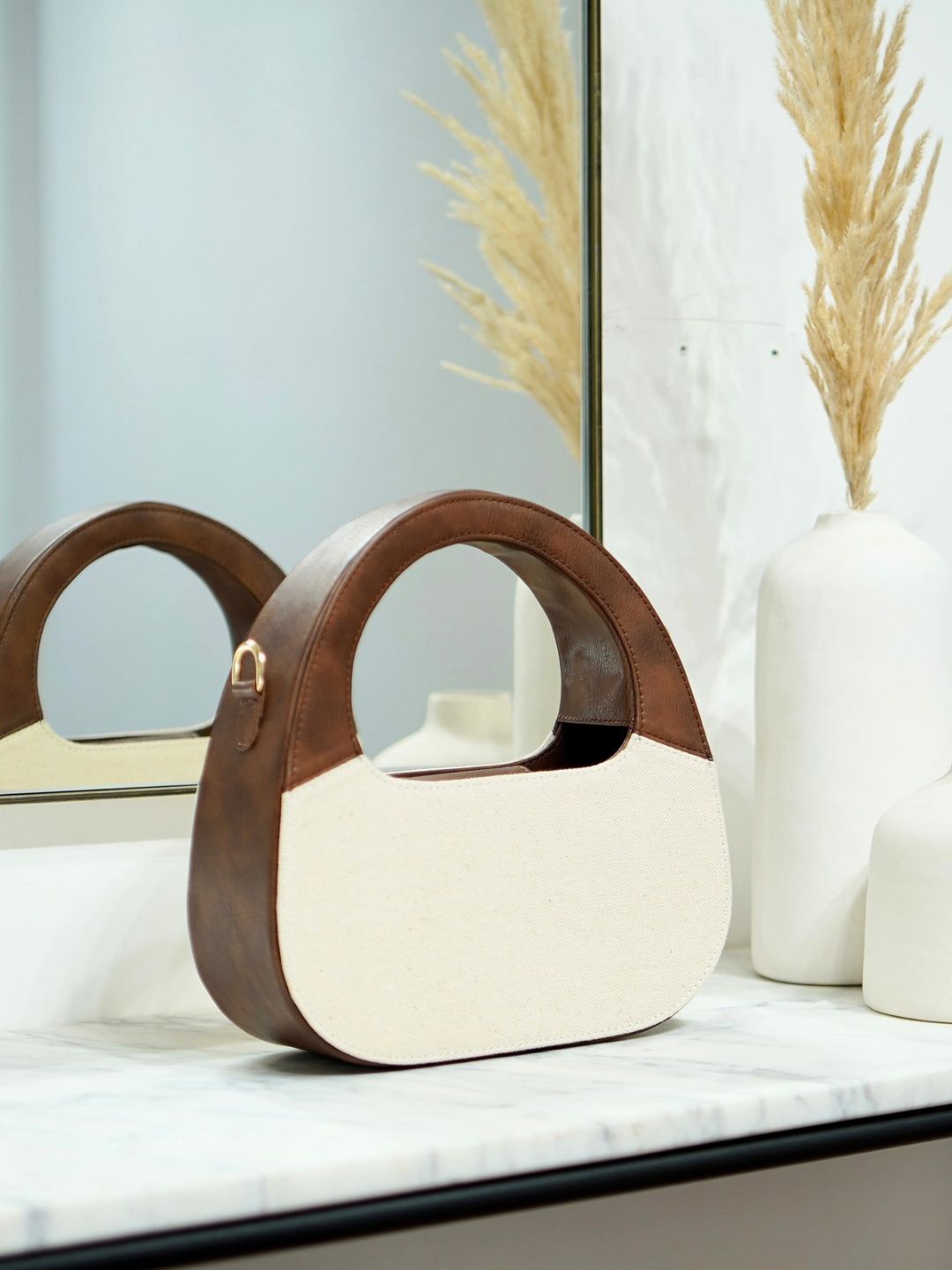 

Hues Studio Structured bag with detachable sling strap, Brown