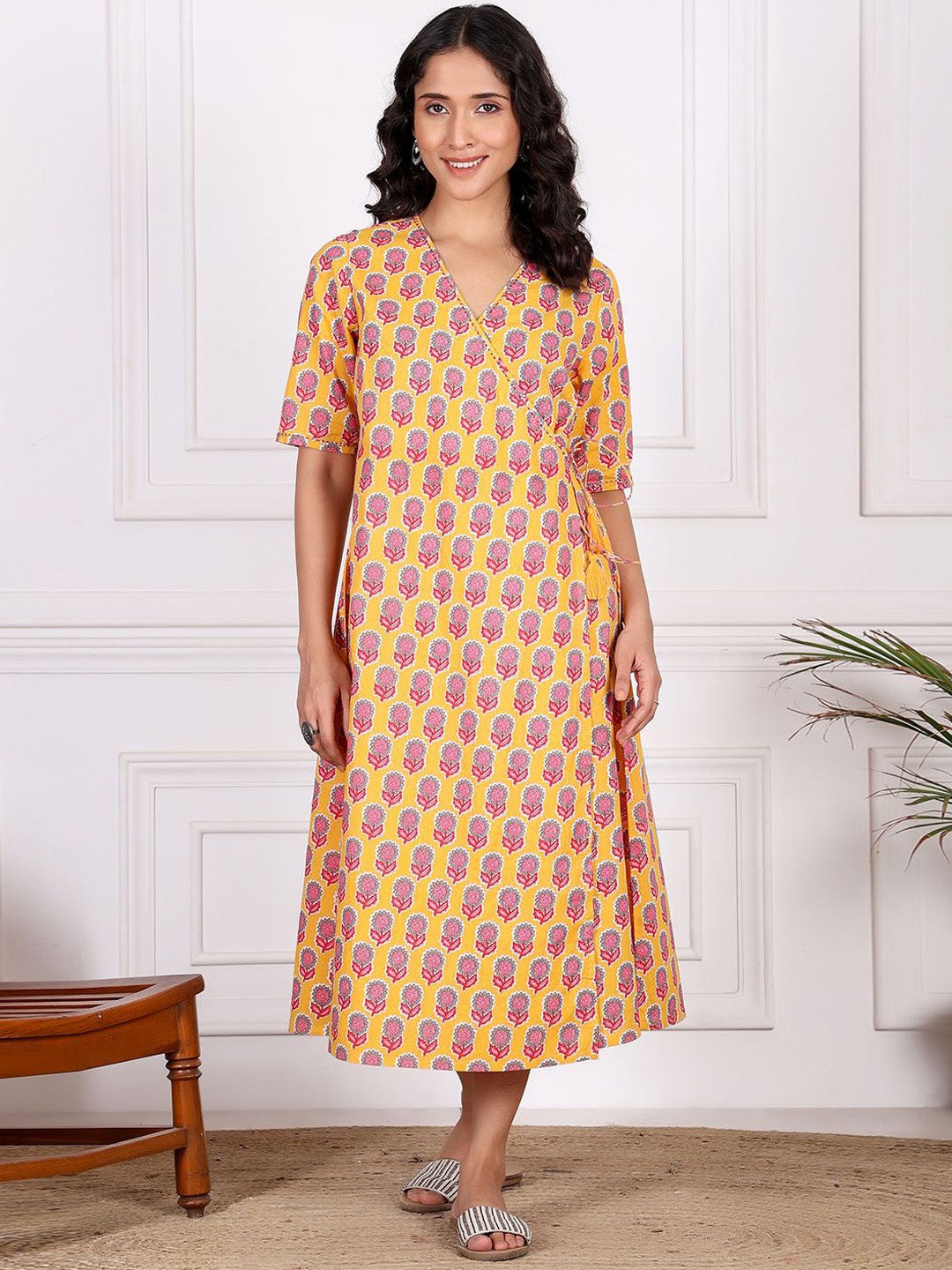 

Chowkhat Ethnic Motifs Printed Cotton A-Line Ethnic Midi Dresses, Yellow